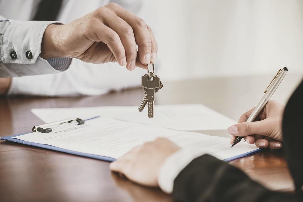 Hợp đồng thuê nhà là văn bản thỏa thuận người đi thuê và chủ nhà