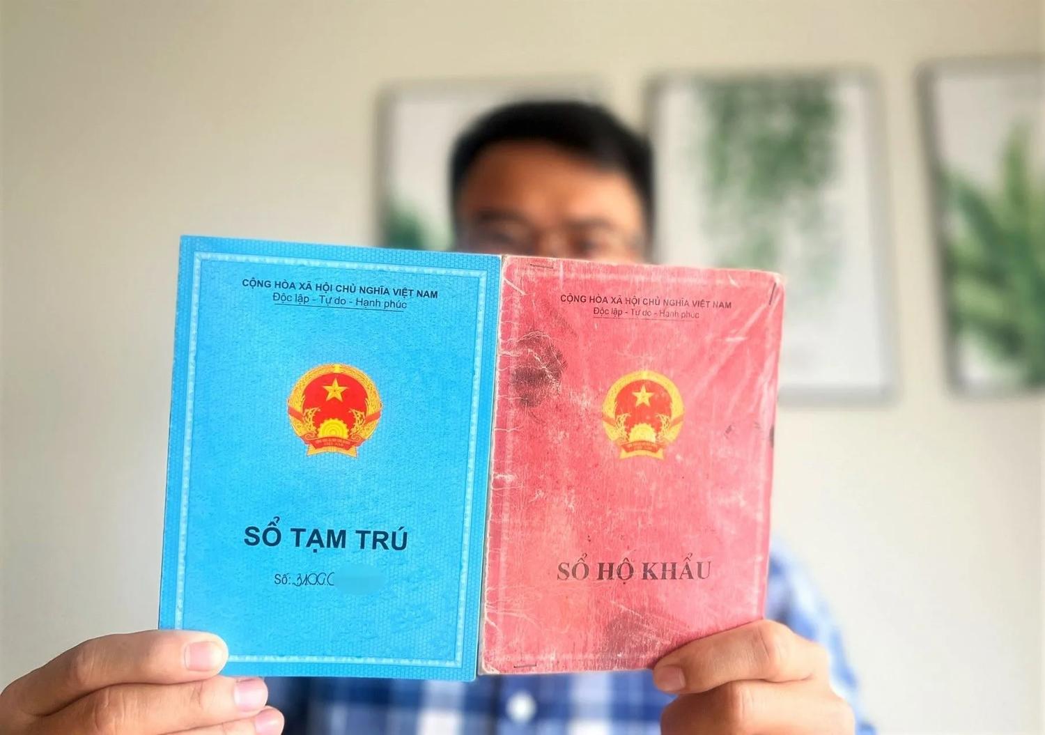 Sổ hộ khẩu, sổ tạm trú giấy được thay thế bằng sổ hộ khẩu điện tử từ ngày 01/01/2023