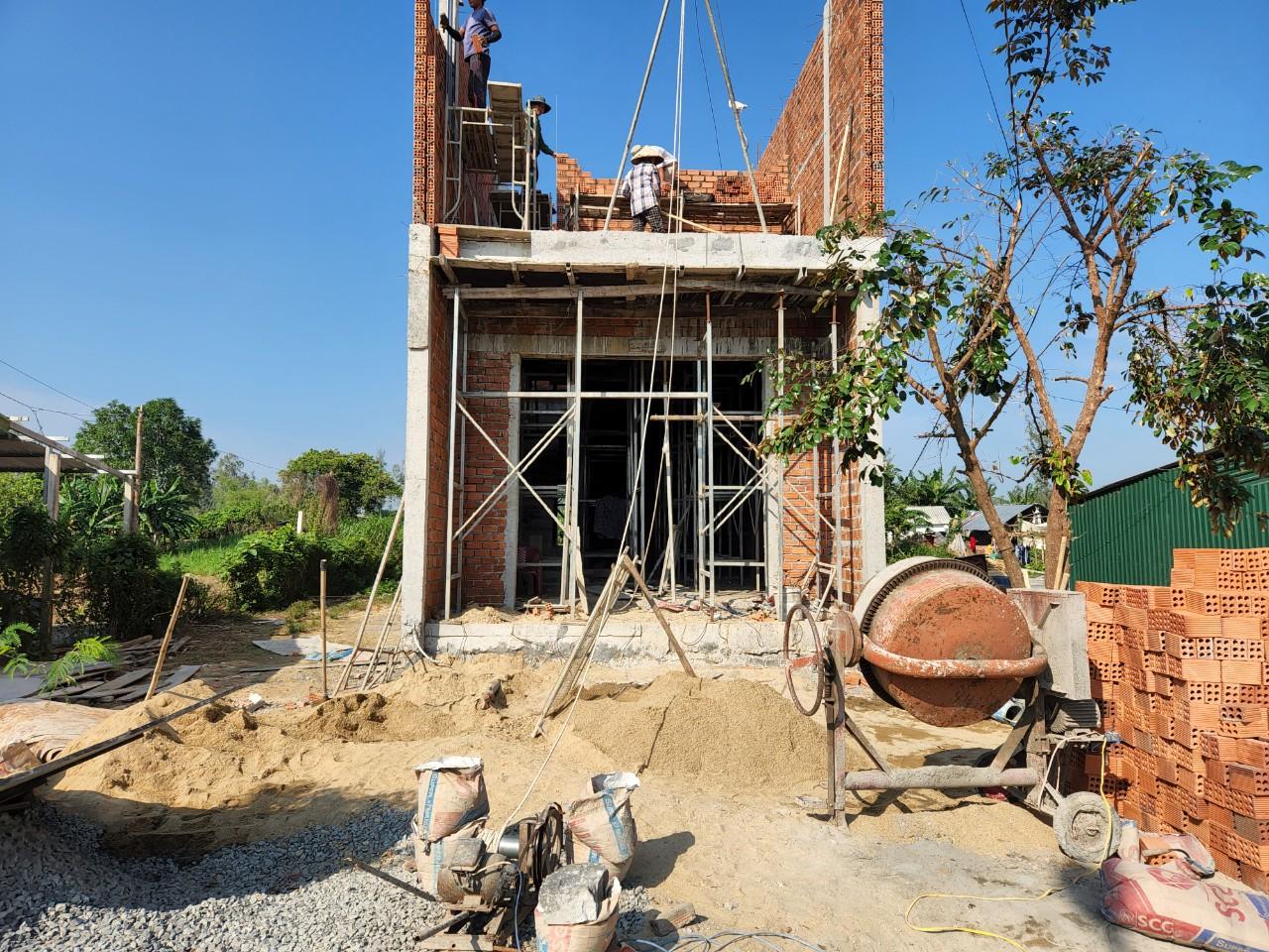 Nhà ở cần có giấy phép xây dựng để đảm bảo những yêu cầu về kết cấu, kỹ thuật và bảo vệ môi trường cũng như công trình lân cận