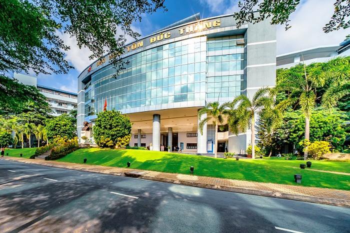 Trụ sở chính Đại học Tôn Đức Thắng