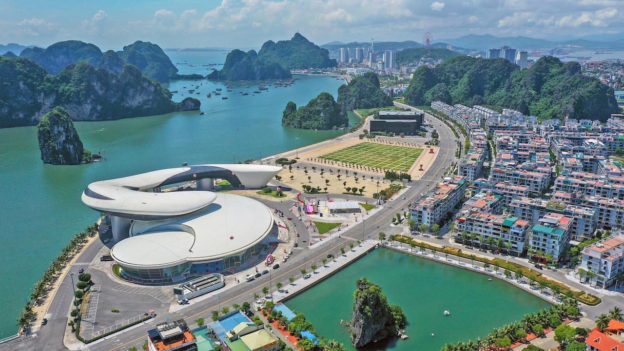 Quảng Ninh hiện đại và phát triển bậc nhất khu vực Đông Bắc Bộ