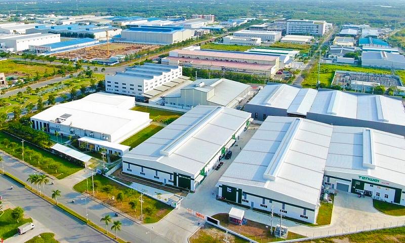 Doanh nghiệp tại khu công nghiệp Vĩnh Lộc
