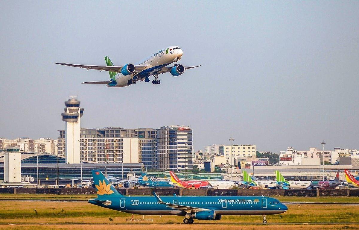Từ Ngã tư Phú Nhuận, dễ dàng di chuyển đến Sân bay Quốc tế Tân Sơn Nhất