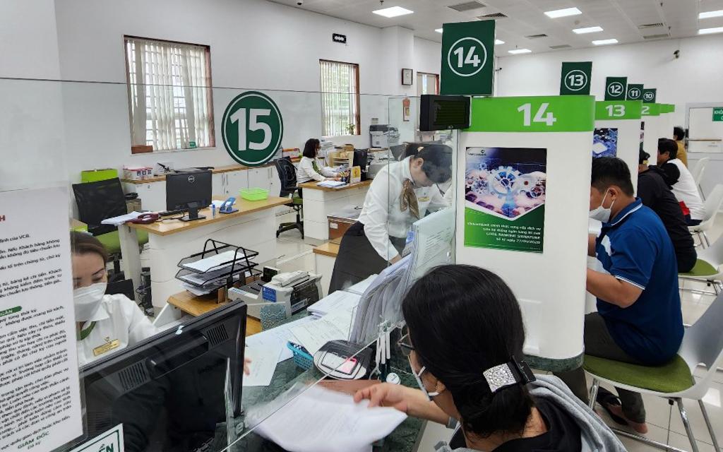 Vietcombank giờ làm việc thứ 7 chỉ trong buổi sáng