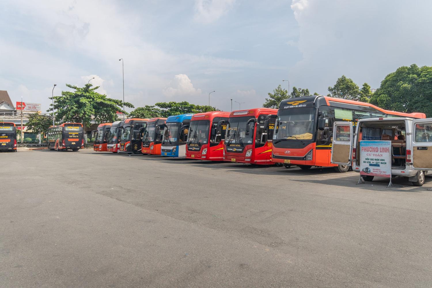 Một số hãng xe khách hoạt động tại bến