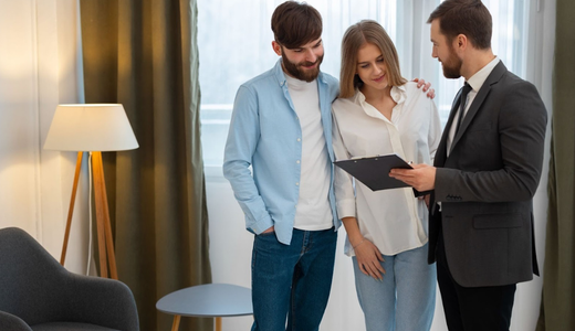 How a Real Estate Agent Helps You Make Confident Property Decisions?