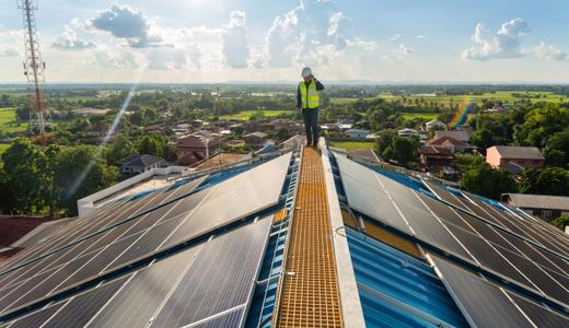 Government To Focus on Large-Scale Housing Development for Solar Rooftop Projects
