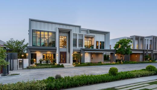 Bangkok Boulevard Signature ถ่ายทอดสเน่ห์บ้านหรู ผ่านแฟชั่นเซ็ต The Grace Within