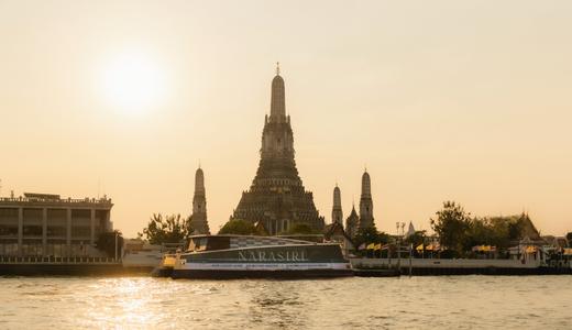 แสนสิริ เปิดตัว นาราสิริ 2 โครงการ ผ่านบิลบอร์ดเรือกลางแม่น้ำเจ้าพระยา