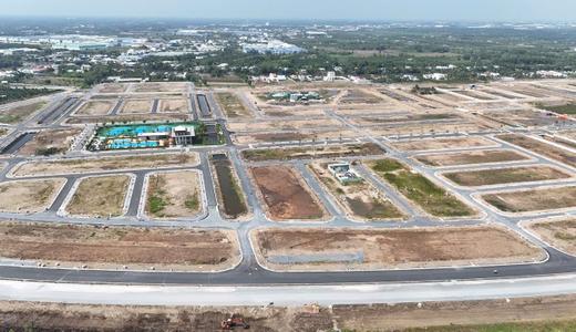 Chung cư Hà Nội Chững Giá, Thanh Khoản Giảm: Môi Giới Chuyển Sang Bán Đất Nền Vùng Ven