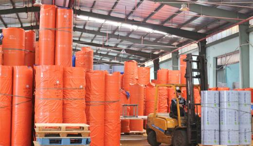 Giải Pháp Vật Liệu Lấy Sáng Thay Thế Kính Cường Lực Trong Kiến Trúc Hiện Đại