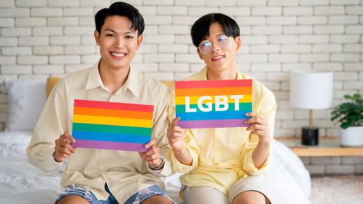 LGBTQ Housing in Singapore: 5 Options for Gay Families (2023)