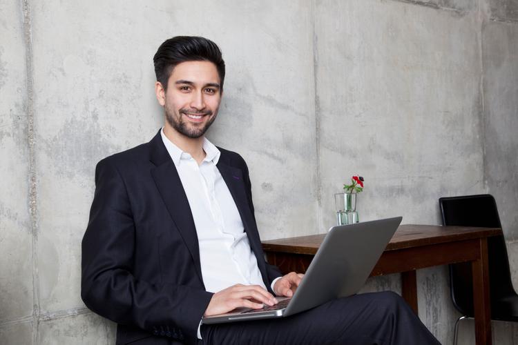 7 inspiring men in real estate