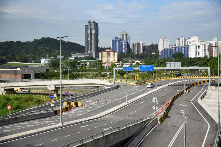 MRCB launches elevated link bridge connecting Old Klang Road to NPE ...