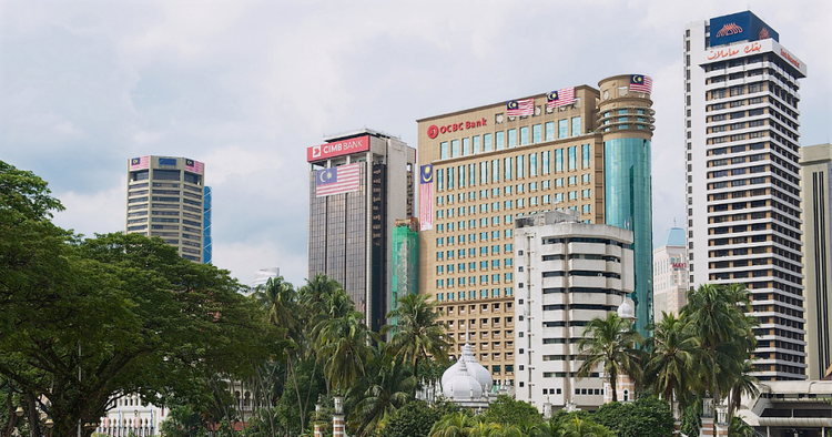 Bank Malaysia yang menawarkan bantuan kewangan akibat Covid 19 (ii)