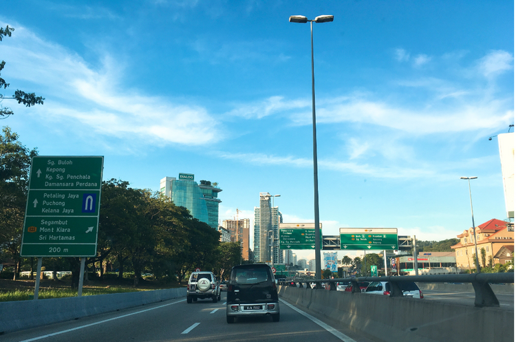 MM2H Guide to Living in Malaysia: Buying a car