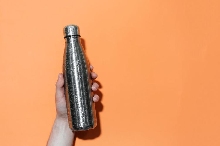 reduce-plastic-pollution-with-water-tumbler