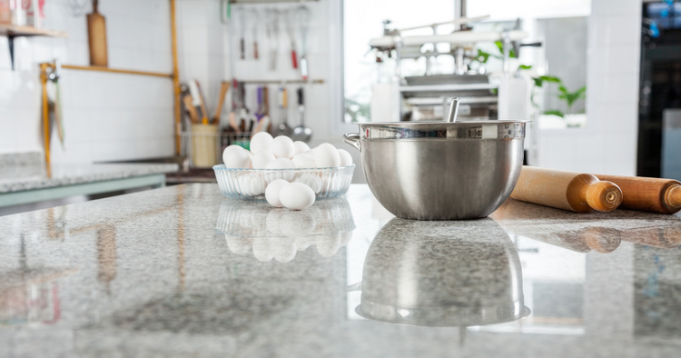 The pros and cons of the marble type of kitchen countertop