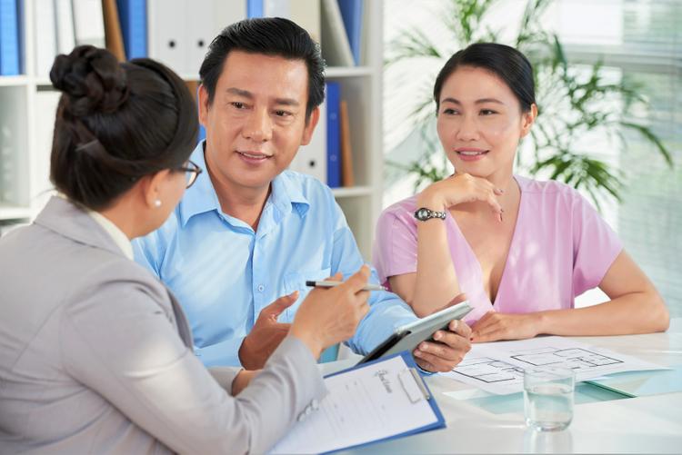 buyer-bank-agent-invest