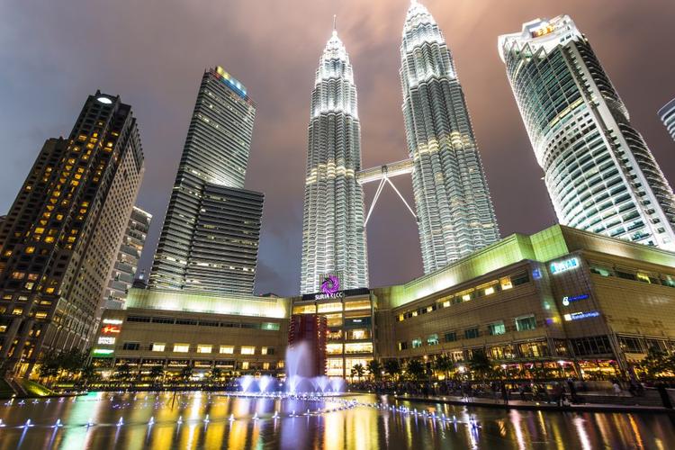 Kuala Lumpur Shopping District 1024x683 