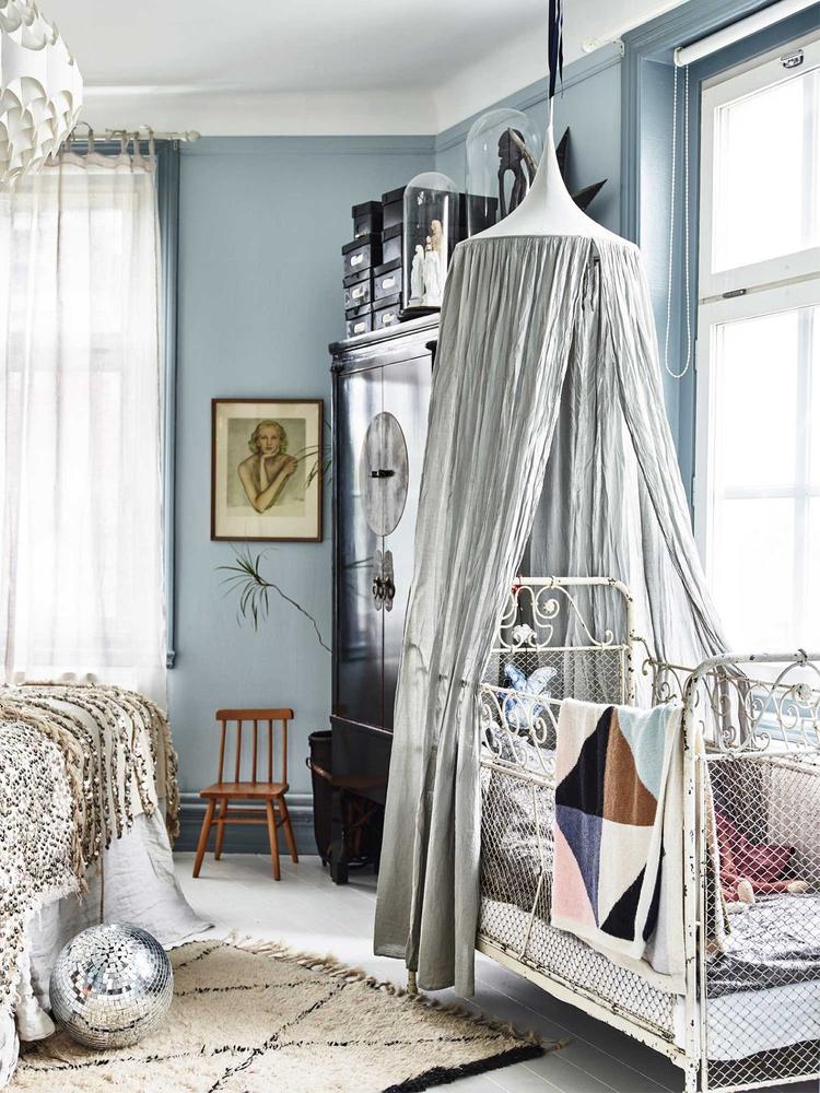 vintage style baby room