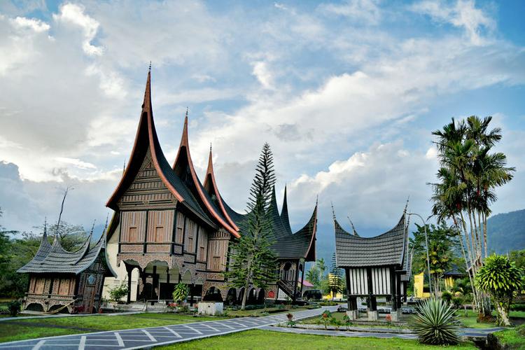 Rumah-Minangkabau