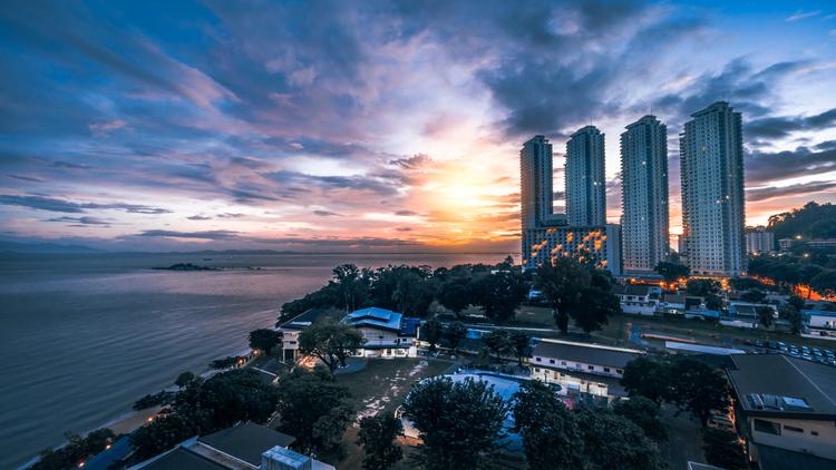 Rumah tepi pantai di Malaysia Panduan membeli, kekurangan dan