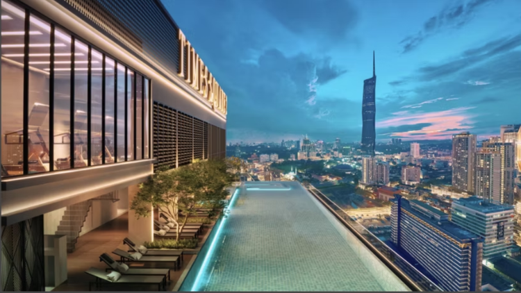 Times Square 2 amenities with outdoor garden and infinity pool overlooking the city. | Credit: Berjaya Times Square Sdn Bhd