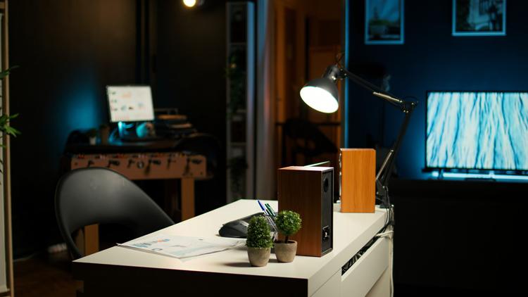 Stylish home office in a modern apartment with cosy creative workspace.
