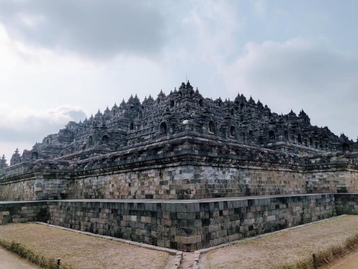 Sejarah Candi Borobudur And 5 Fakta Uniknya Arcanya Pernah Dicuri 0101