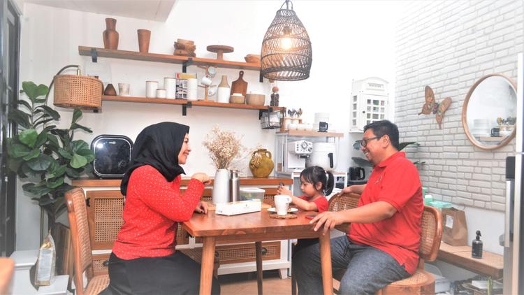 Cerita Rumah Mira Dira: Tarik Uang Muka Rp40 Juta, Dijanjikan 90 Hari Kerja