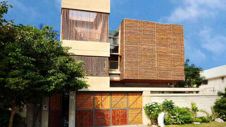 9 Ide Desain Rumah Bambu Jepang Kekinian, Hunian Terasa Nyaman