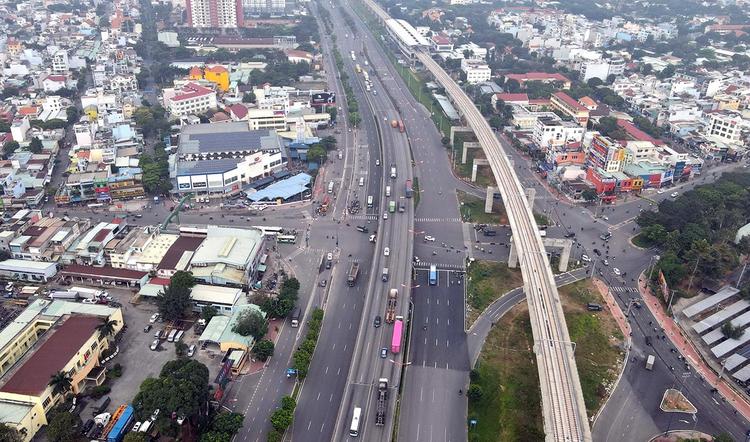 Cầu vượt Ngã tư Thủ Đức đã phần nào giải quyết nạn ùn tắc giao thông
