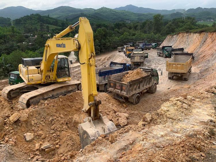 Hoạt động khai thác khoáng sản