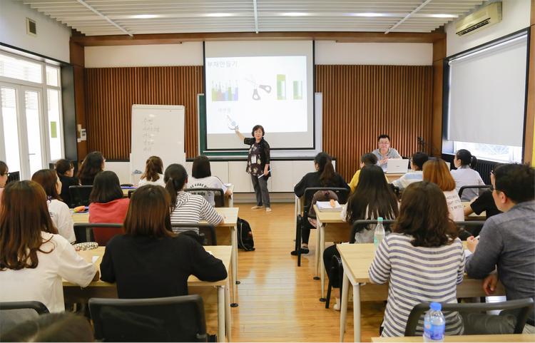 Ảnh giảng đường trường ĐH Công Nghiệp Hà Nội