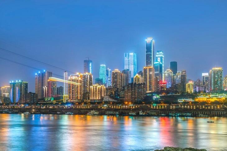 Thành phố Hồ Chí Minh là một trong hai đô thị lớn nhất của cả nước