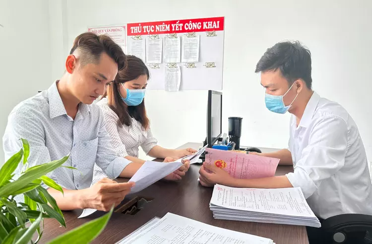 Thủ tục tại văn phòng công chứng Quận 7 Nguyễn Thị Thập 