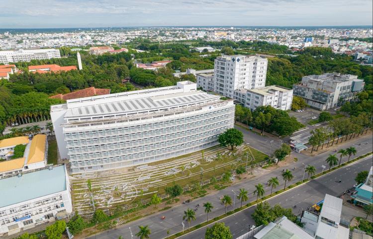 Đại học Cần Thơ có cơ sở vật chất hiện đại và chất lượng giảng dạy thuộc nhóm đầu khu vực Đồng bằng sông Cửu Long