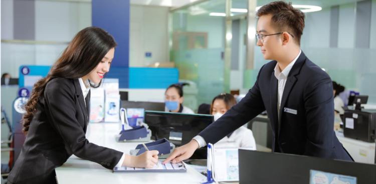 Một số chi nhánh của ngân hàng Shinhan làm việc sáng thứ 7