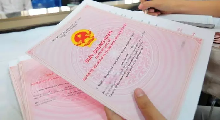 Cha mẹ tặng cho nhà con cái theo quy định pháp luật