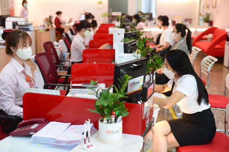 Thái độ phục vụ của nhân viên thể hiện mức độ uy tín của thương hiệu