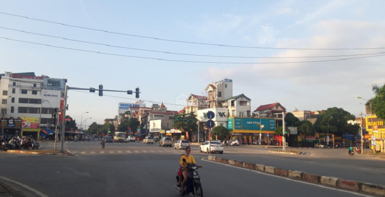 Hình ảnh thực tế Ngã tư Xuân Mai, Hà Nội.