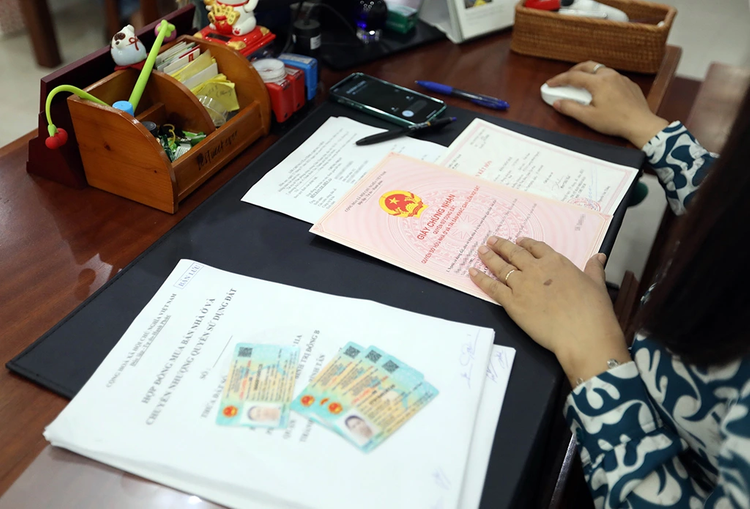 Cần chuẩn bị đầy đủ các loại giấy tờ cần thiết khi đi công chứng