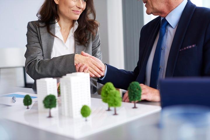 Đặt cọc là hoạt động rất phổ biến khi mua bán nhà đất