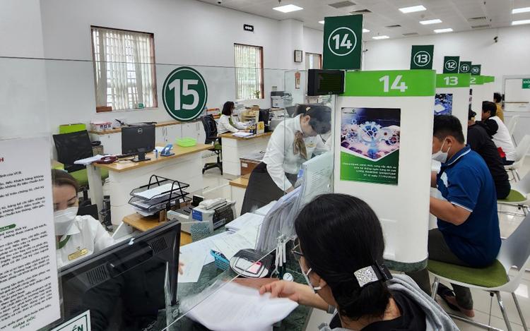 Vietcombank giờ làm việc thứ 7 chỉ trong buổi sáng