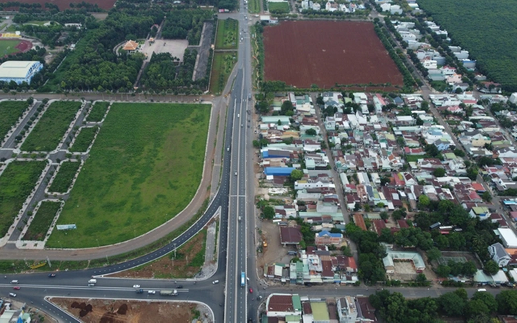 Đất nền khu vực ngã tư Dầu Giây