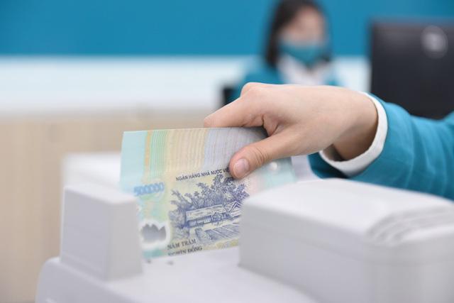 Gửi tiết kiệm ngân hàng