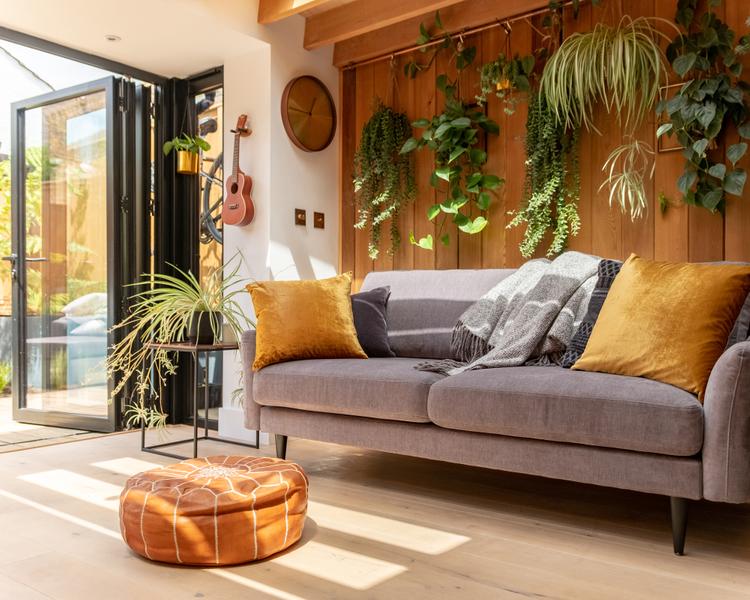 Trang trí không gian sống phù hợp với người mệnh Thổ