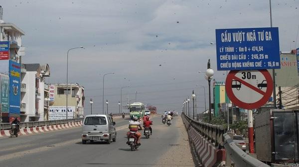 Hình ảnh cầu vượt Ngã Tư Ga Quận 12 cũ
