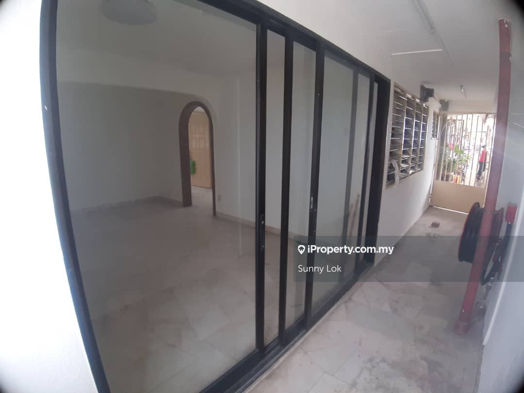 Uda Flat Corner Lot Flat 2 Bilik Tidur Untuk Dijual Di Tanjung Bungah Penang Iproperty Com My